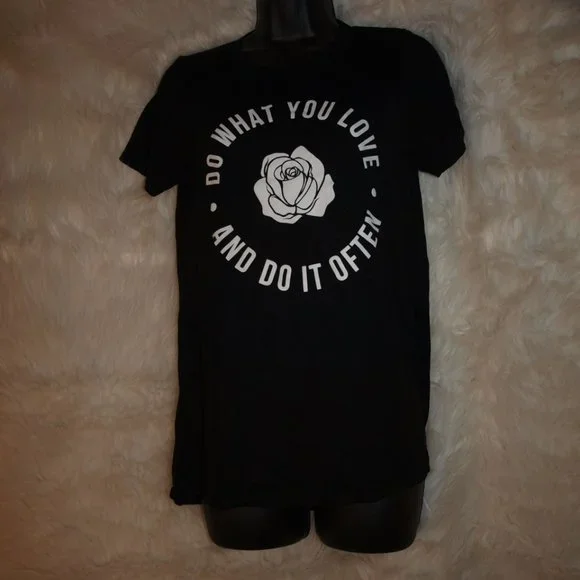 Do What You Love T-Shirt BY JERRY LEIGH Size 8/10 M LIKE NEW - Picture 2 of 4